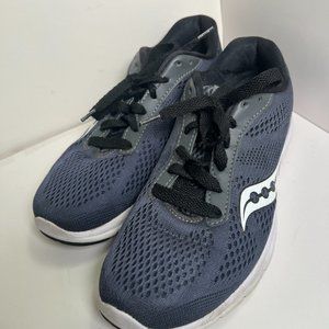 form2u sneakers
